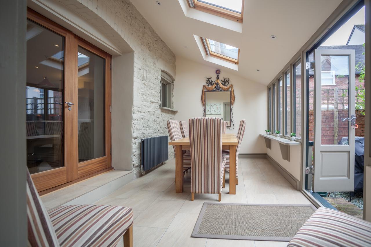 Ludlow - Linnet House - Well Presented Townhouse With Parking - Perfect Location For Exploring On Foot, Sleeps Up To 8 Guests - Hosted By Rentmyhouse Exterior foto